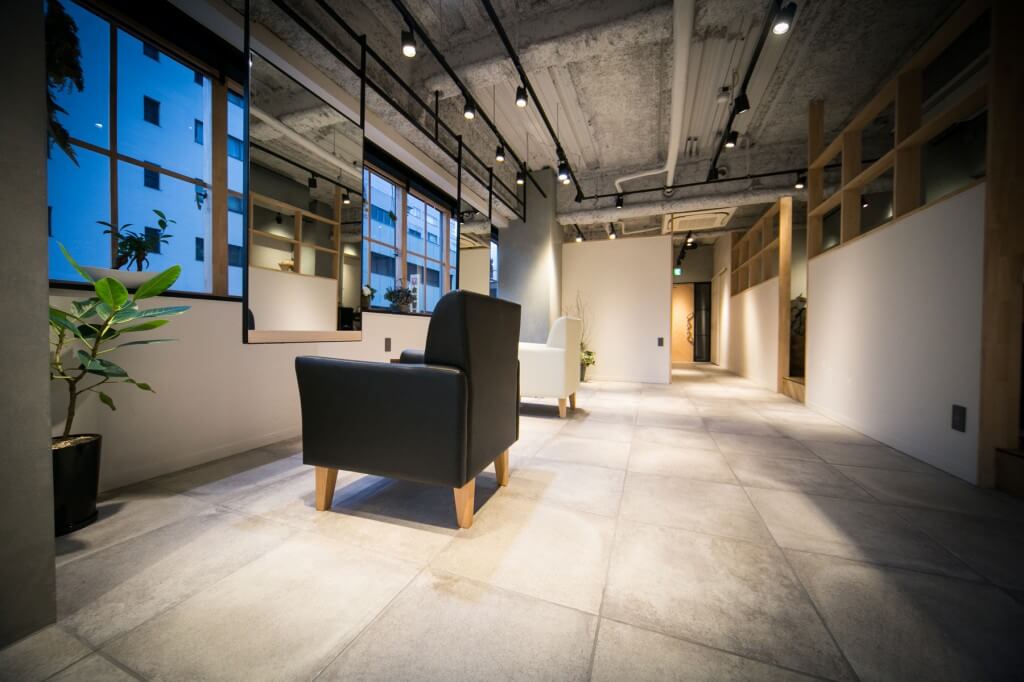 LESS / Aichi