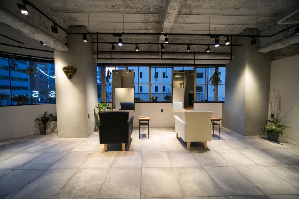 LESS / Aichi