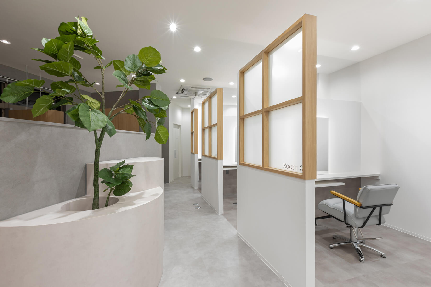 RrSALON / Aichi